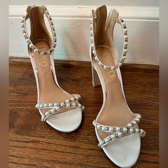 Alexandra by HARLO, block heel, white, size 8.5 - Picture 7 of 9